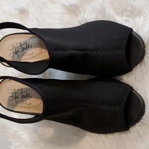 Life Stride Black Peep Toe Slingback Shoes